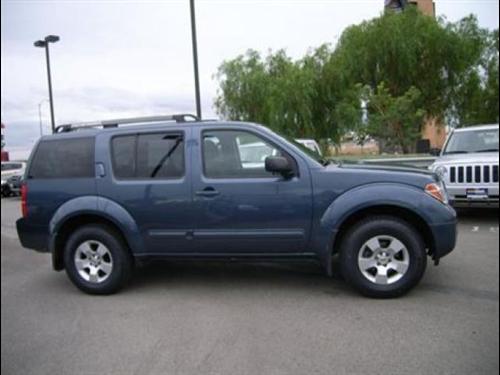 Nissan Pathfinder 2006 photo 1