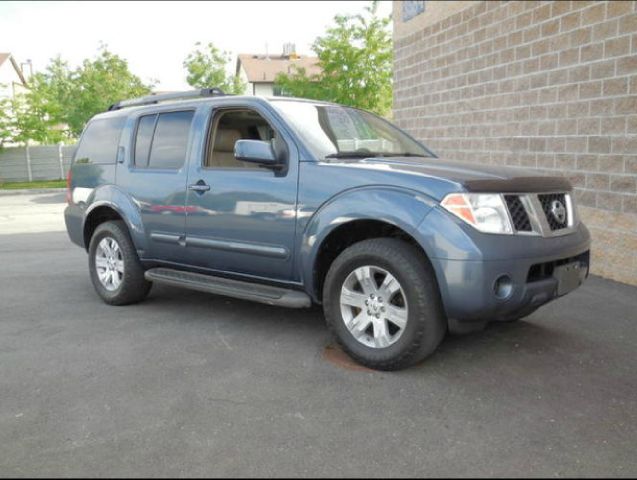 Nissan Pathfinder 2006 photo 4