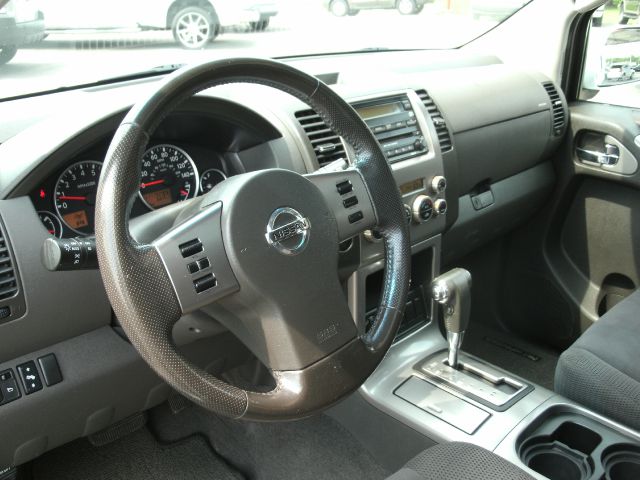 Nissan Pathfinder 2006 photo 1