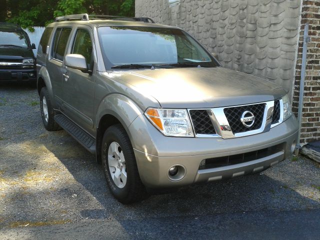 Nissan Pathfinder 2006 photo 4