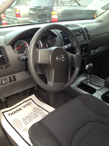 Nissan Pathfinder 2006 photo 2