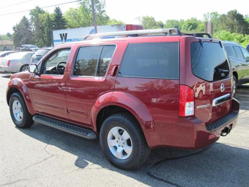 Nissan Pathfinder 2006 photo 3