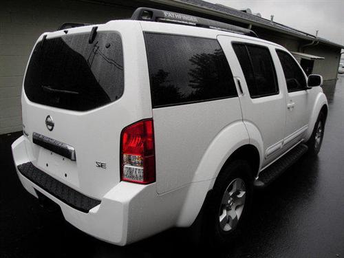 Nissan Pathfinder 2006 photo 1