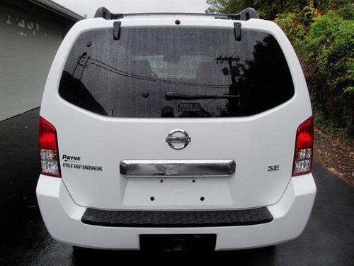 Nissan Pathfinder 2006 photo 2