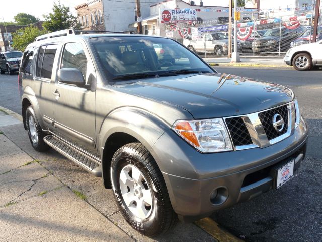 Nissan Pathfinder 2006 photo 4