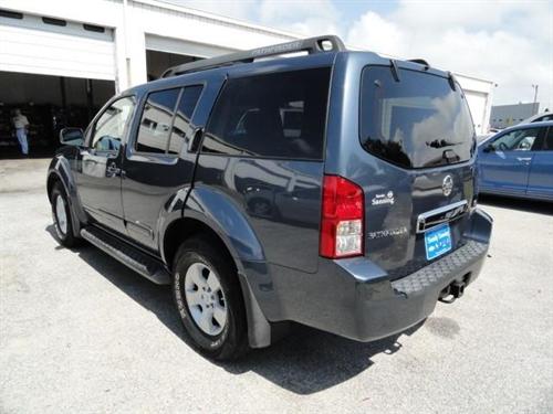 Nissan Pathfinder 2006 photo 3
