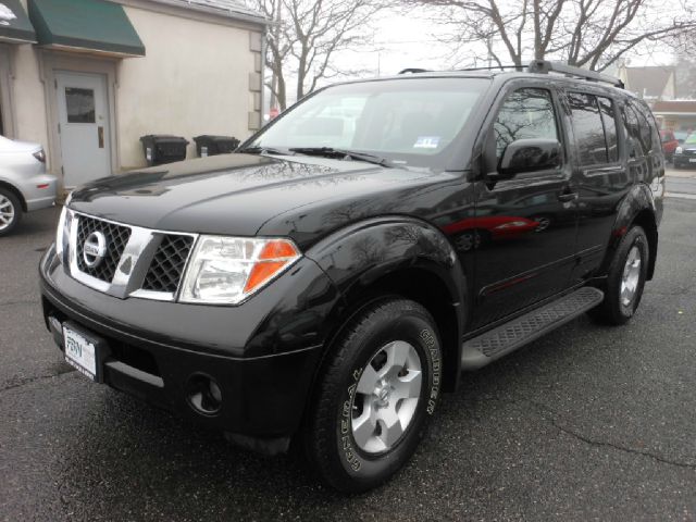 Nissan Pathfinder 2006 photo 1
