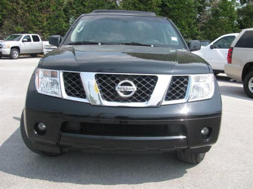 Nissan Pathfinder 2006 photo 1