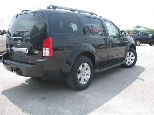 Nissan Pathfinder 2006 photo 4