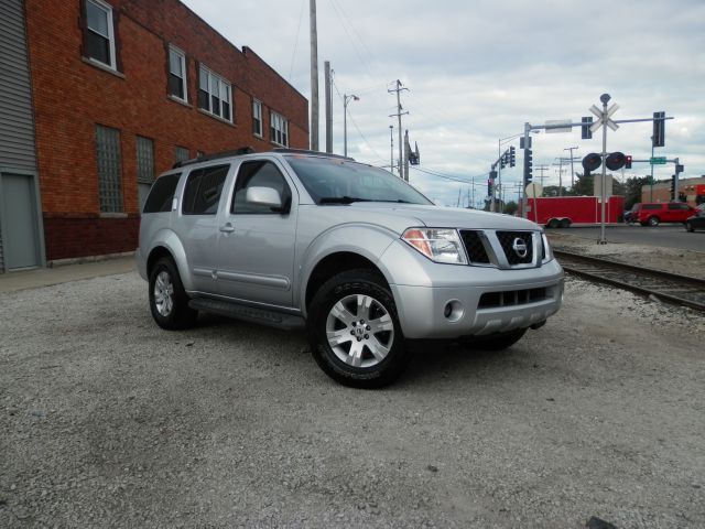 Nissan Pathfinder EX-L W/ DVD System SUV