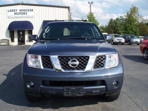 Nissan Pathfinder 2006 photo 1