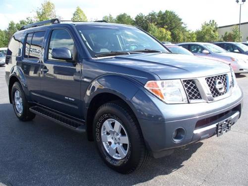 Nissan Pathfinder 2006 photo 2
