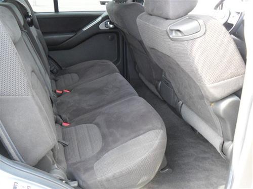 Nissan Pathfinder 2006 photo 2