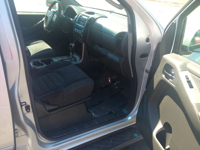 Nissan Pathfinder 2006 photo 4