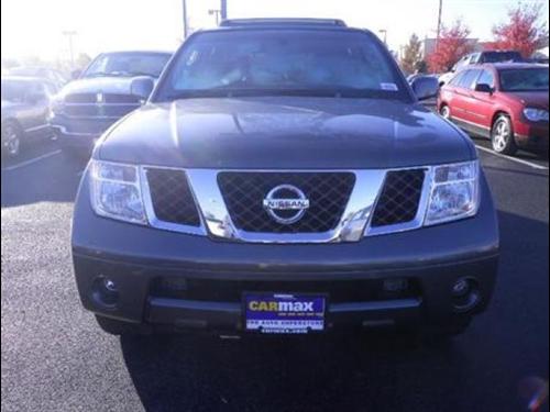 Nissan Pathfinder SE Other