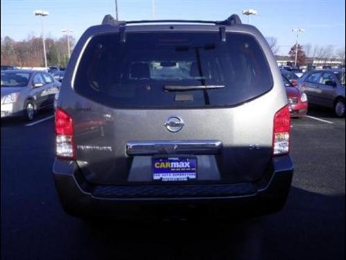 Nissan Pathfinder 2006 photo 1