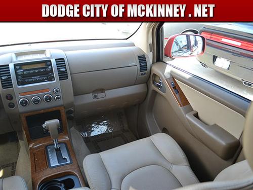 Nissan Pathfinder 2006 photo 2