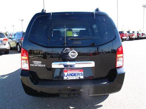 Nissan Pathfinder 2006 photo 4