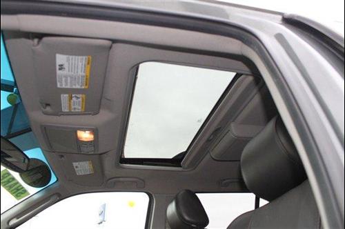 Nissan Pathfinder 2006 photo 2