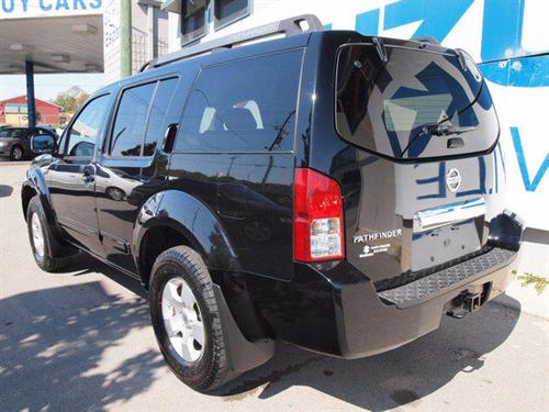 Nissan Pathfinder 2006 photo 3