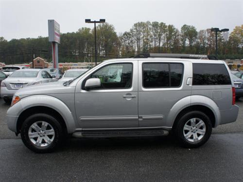 Nissan Pathfinder 2006 photo 1