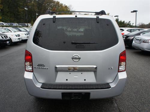 Nissan Pathfinder 2006 photo 3
