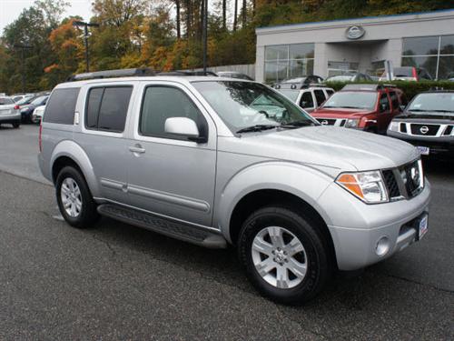 Nissan Pathfinder 2006 photo 4