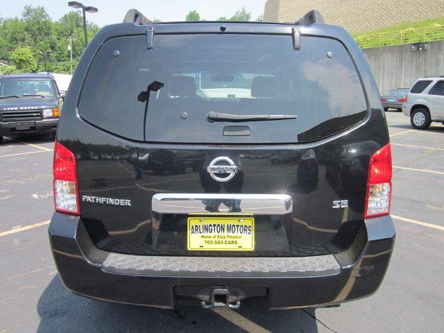 Nissan Pathfinder 2006 photo 0
