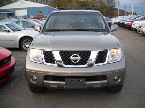 Nissan Pathfinder 2006 photo 4