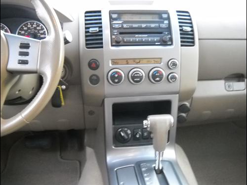 Nissan Pathfinder 2006 photo 5