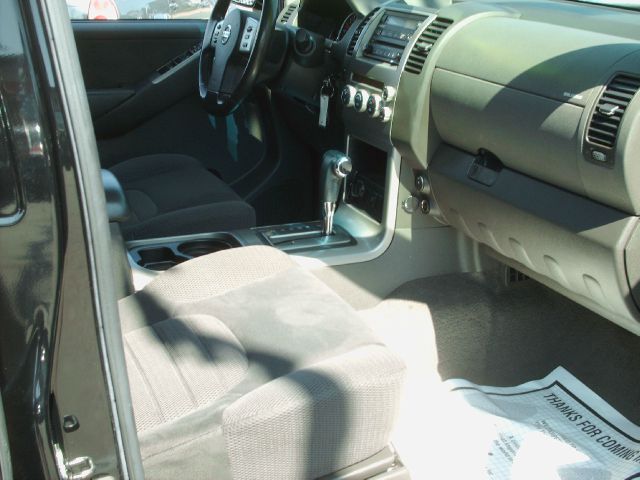 Nissan Pathfinder EX-L W/ DVD System SUV