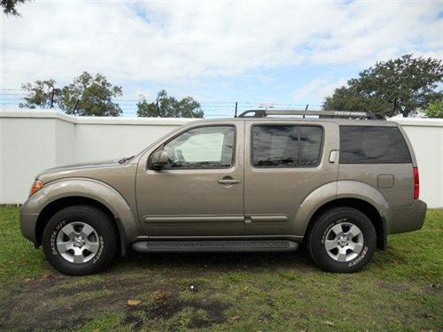 Nissan Pathfinder 2007 photo 2
