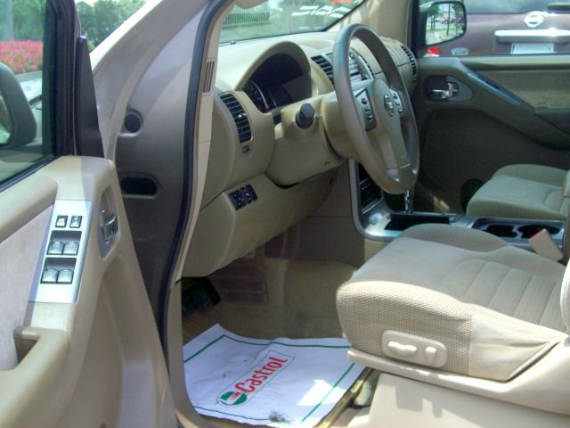 Nissan Pathfinder 2007 photo 2