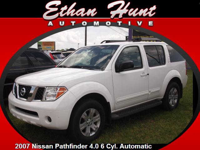 Nissan Pathfinder Unknown Sport Utility