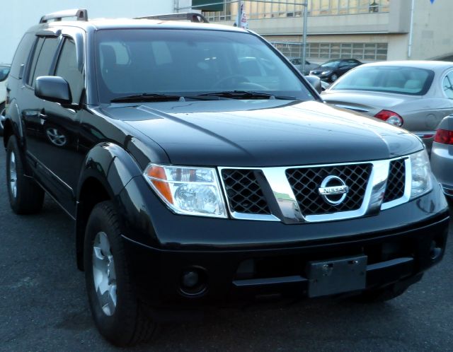 Nissan Pathfinder EX-L W/ DVD System SUV