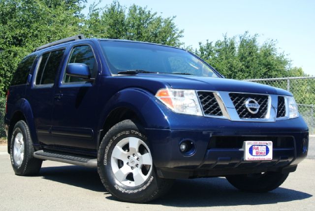Nissan Pathfinder 2007 photo 14