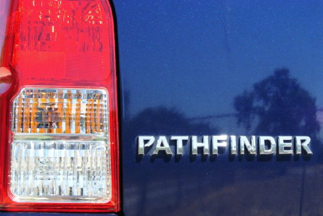 Nissan Pathfinder 2007 photo 2