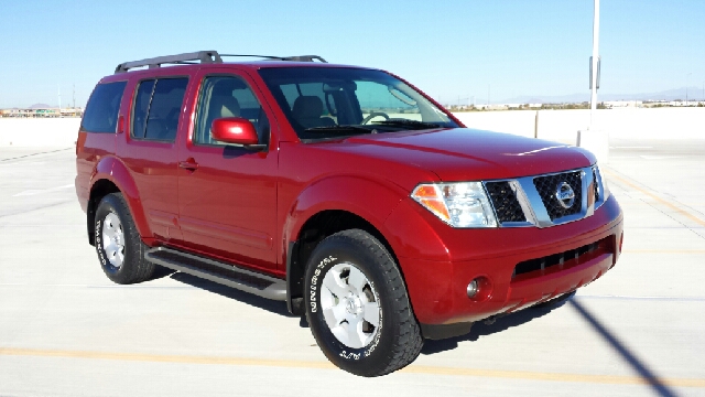 Nissan Pathfinder 2007 photo 2
