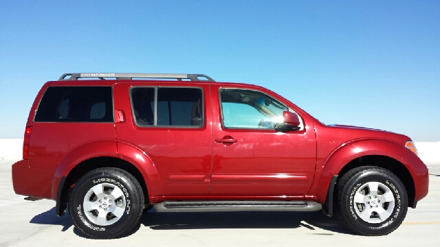 Nissan Pathfinder 2007 photo 3