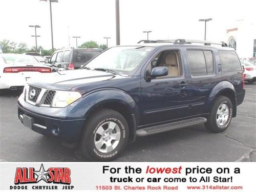 Nissan Pathfinder Sedan V6 Other