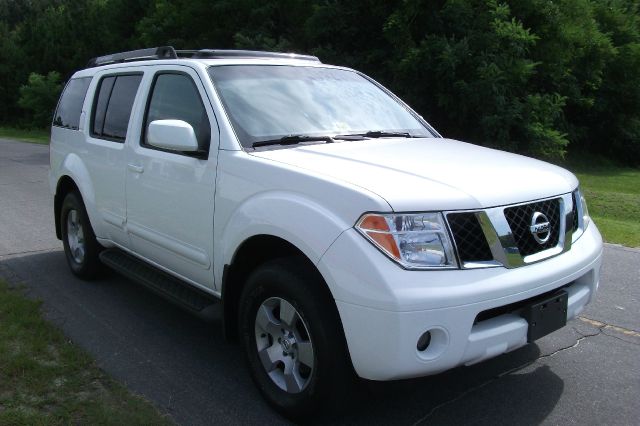 Nissan Pathfinder 2007 photo 3