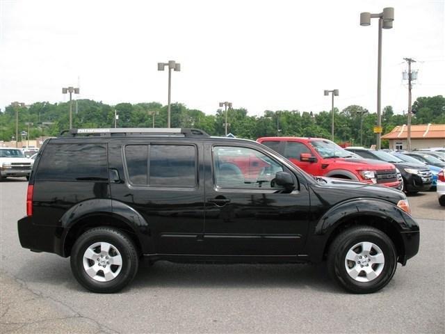 Nissan Pathfinder 2007 photo 2
