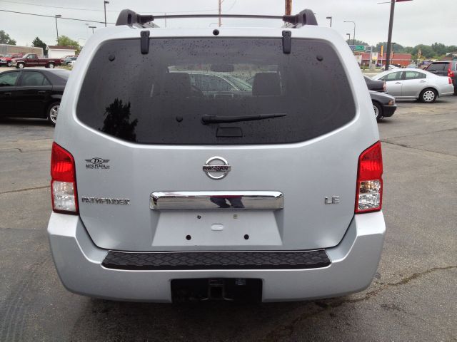 Nissan Pathfinder 2007 photo 4