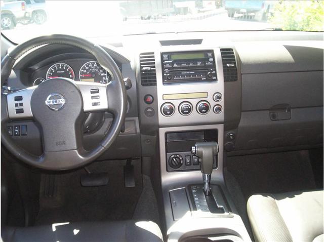 Nissan Pathfinder 2007 photo 4