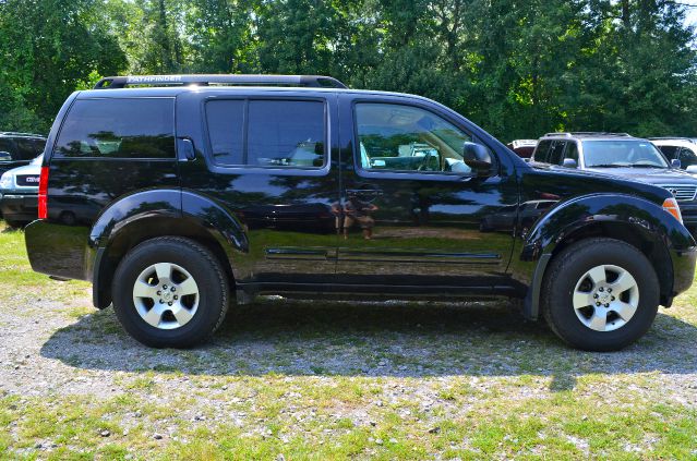 Nissan Pathfinder EX AWD SUV