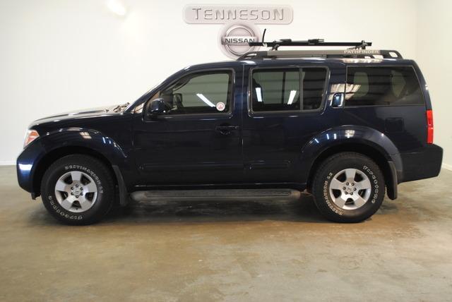 Nissan Pathfinder 2007 photo 1