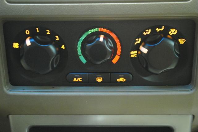 Nissan Pathfinder 2007 photo 13