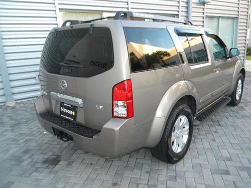 Nissan Pathfinder 2007 photo 1