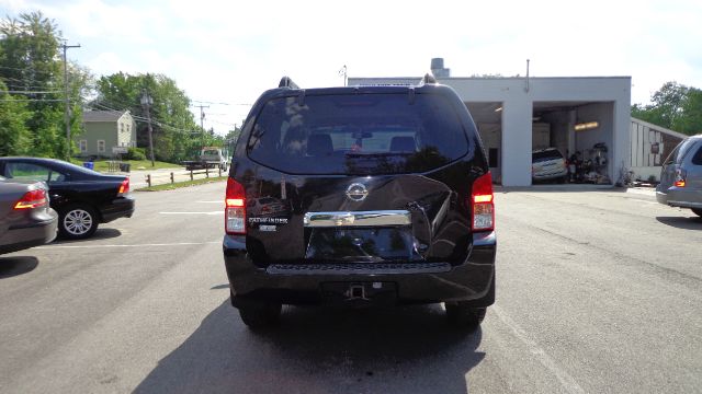Nissan Pathfinder 2007 photo 6