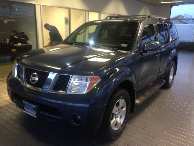 Nissan Pathfinder 2007 photo 2